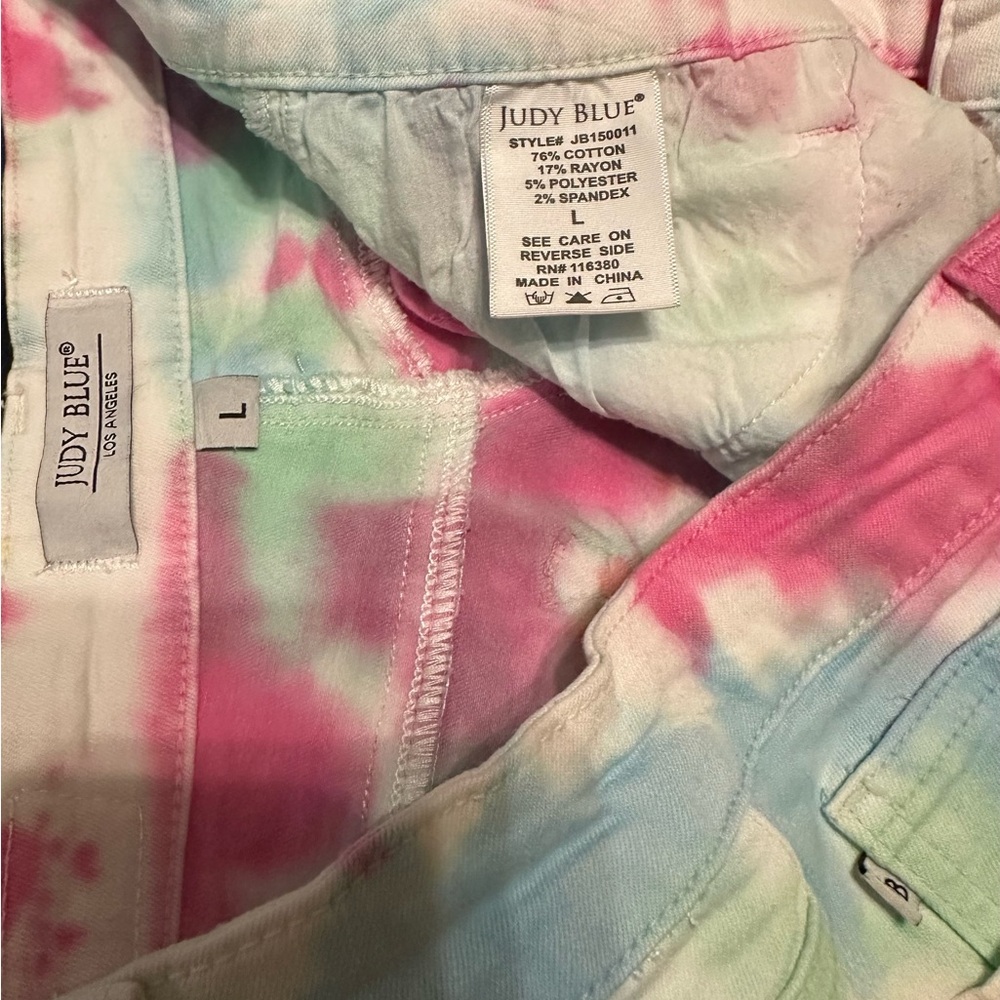 Judy Blue White with Multi-Colored Tie Dye Cut-Off Jean Shorts -Like New, Size L - Picture 3 of 5